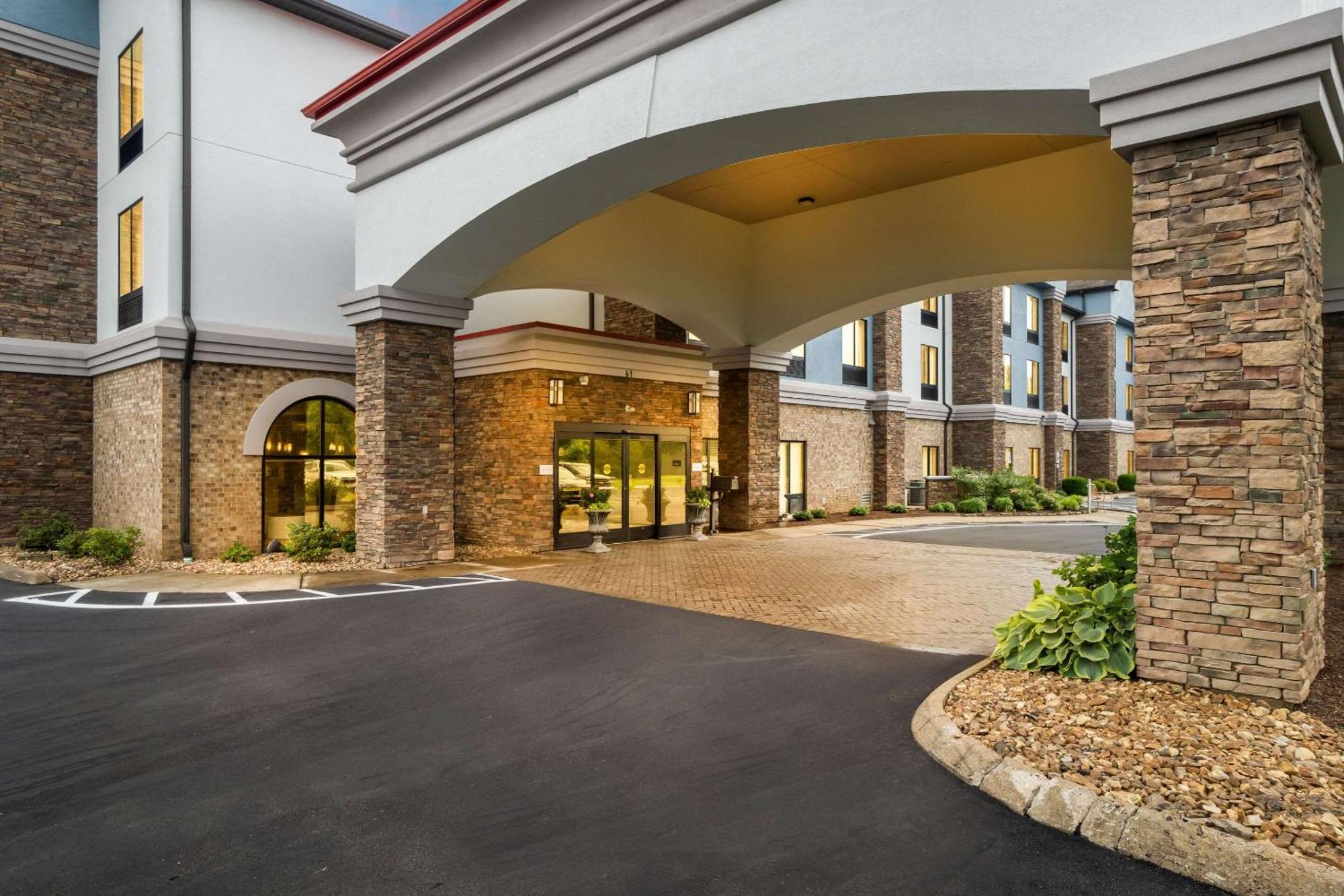 Comfort Suites Jackson I-40 Exterior foto